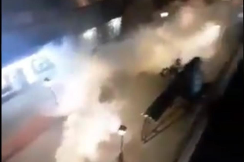 OVO JE RAT! Ulične borbe u Pljevljima, policija pogodila mladića u glavu šok bombom! (ŠOKANTAN SNIMAK)