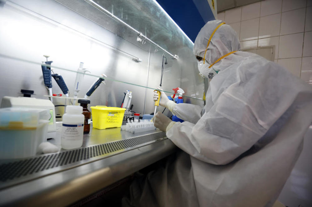 SZO PREPORUČILA UKRAJINI: Uništite opasne patogene u laboratorijama da ne bi došlo do CURENJA!