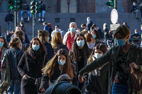 "MOGUĆE UVOĐENJE LOKDAUNA ZA NOVU GODINU": Ambasador Srbije o epidemiološkoj situaciji u Italiji