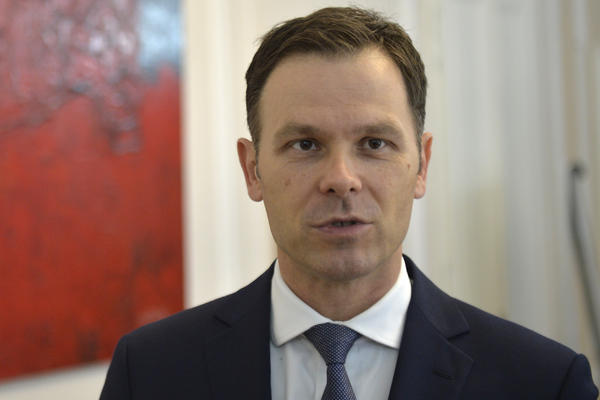 MINISTAR MALI: Samo Aleksandar Vučić može da im se odupre
