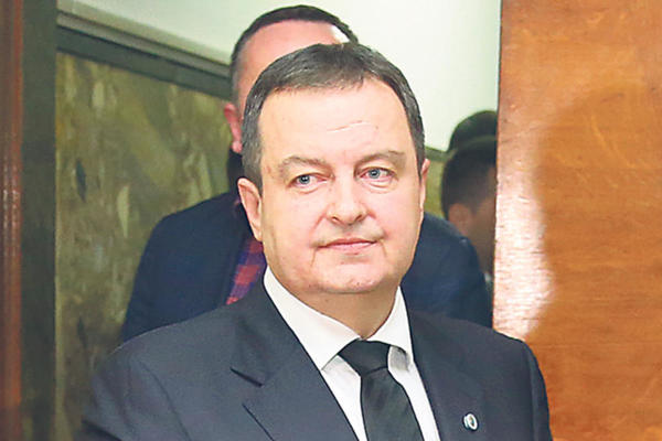 DAČIĆ uputio poziv mitropolitu JOANIKIJU da se izjasni povodom POLITIČKE krize u Crnoj Gori