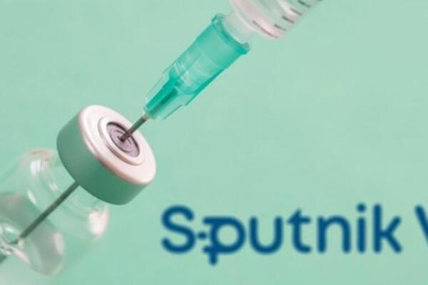 STIGLE KOMPONENTE IZ RUSIJE! Sutra počinje proizvodnja vakcine “Sputnjik V” u Srbiji!