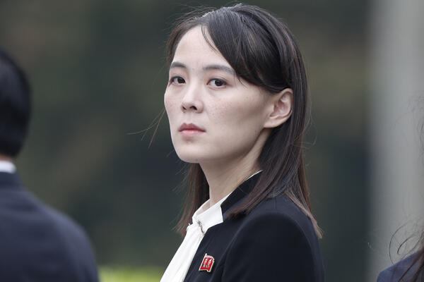 "VOJSKA JE SPREMNA": Upozorenje sestre Kim Džong Una odjeknulo POPUT BOMBE, ovo će mnogima ZATRESTI TLO POD NOGAMA