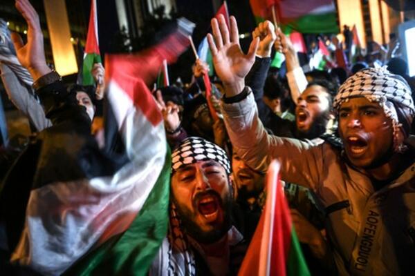 PROTESTI PROTIV IZRAELA ŠIROM TURSKE: Viču DOLE IZRAEL, DOLE AMERIKA!
