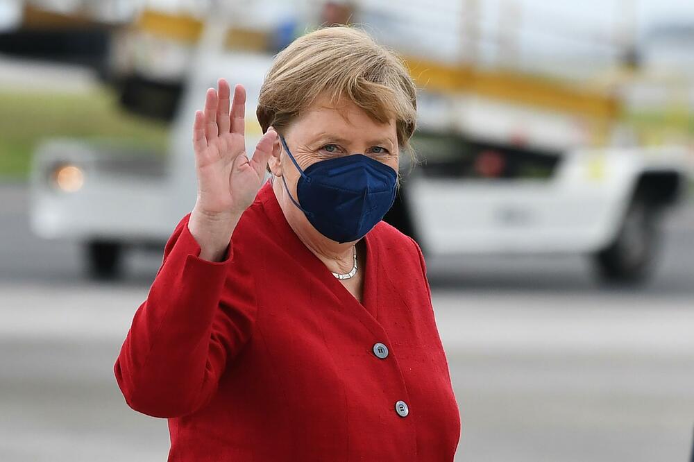 PREDVODNICA SLOBODNOG SVETA: Merkelova uskoro završava istorijskih 16 godina na vlasti, jednom se raduje u penziji!