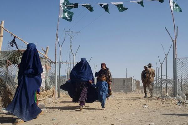 ZAPALILI ŽENU: Talibani nemaju granica u svojoj surovosti