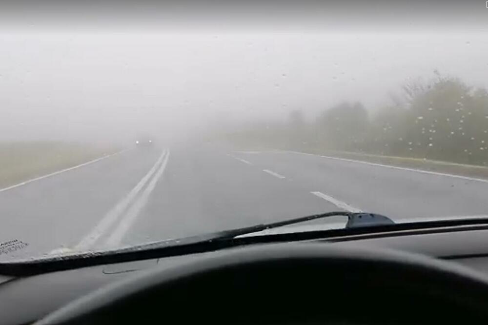 UPOZORENJE AMSS: Preporučuje se povećana opreznost vozača zbog magle