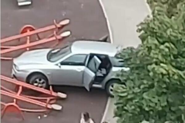 DETALJI NESREĆE NA MIRIJEVU: Odjednom je auto jurnuo na dole, dva deteta su bila unutra (VIDEO)