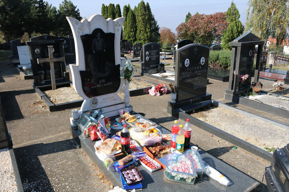 Grob Dušana Jovanovića