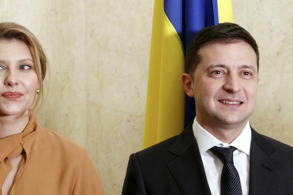 ZELENSKI JE ZBOG OVE ŽENE BIO NA TANTALOVIM MUKAMA: 8 godina je čekala da je ZAPROSI, a sada je na čelu Ukrajine