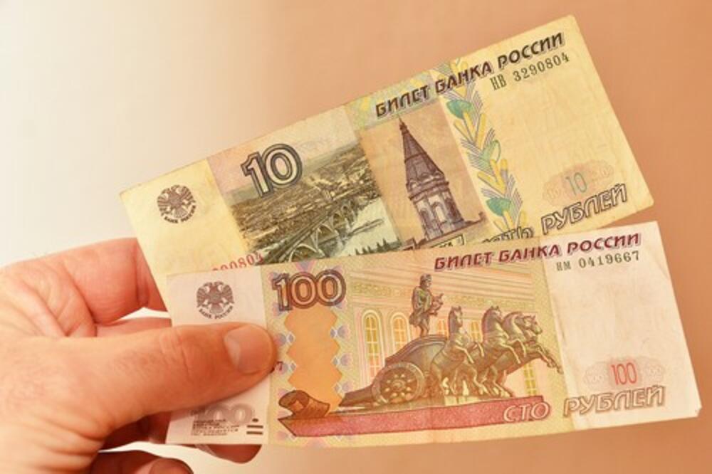 RUSKA RUBLJA POTONULA! Valuta na REKORDNO niskom nivou prema dolaru i evru
