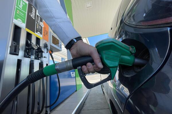 OVO SU NAJNOVIJE CENE GORIVA U HRVATSKOJ: Pogledajte DA LI su benzin i dizel jeftiniji nego kod nas