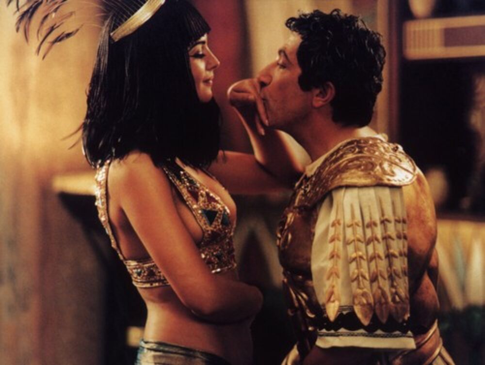 Scena iz filma Kleopatra