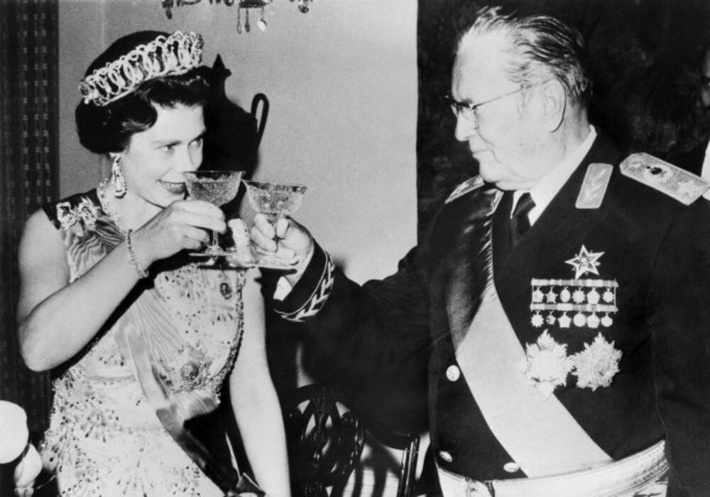 Tito i Kraljica Elizabeta