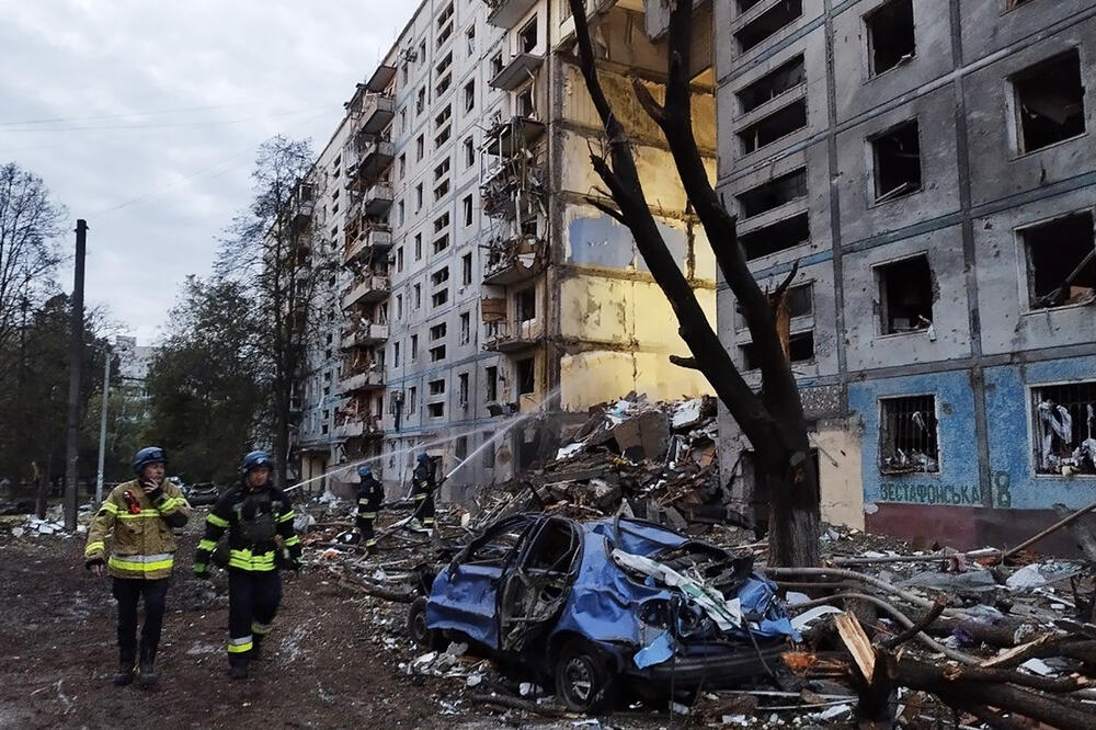HRVATI SVEDOCI ZASTRAŠUJUĆIH SCENA U UKRAJINI: "Bombe su padale i po VRTIĆIMA"