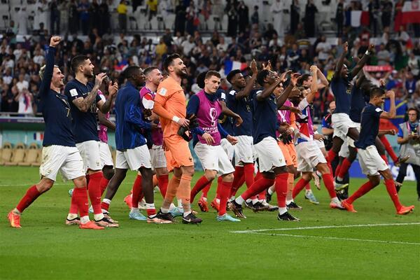 RASISTIČKI ISPADI NA MUNDIJALU: Fudbaler Francuske izložen najgorim uvredama, Bajern momentalno reagovao!