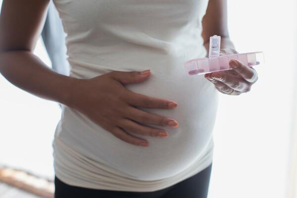 OVE GODINE 8 MALOLETNICA ABORTRALO U OVOJ USTANOVI: Smanjen broj prekida trudnoća, nove INFORMACIJE