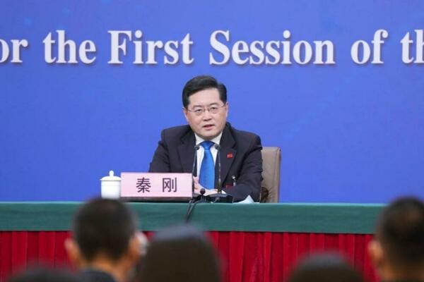 Kineski ministar spoljnih poslova sastao se sa novinarima da razgovara o diplomatiji