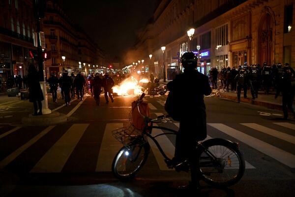 MASOVNA HAPŠENJA U FRANCUSKOJ: 111 demonstranata privedeno