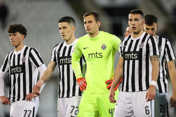 BOMBA U HUMSKOJ: Partizan dovodi bivšeg fudbalera Deportiva?