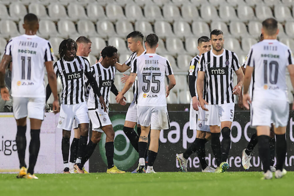 SKLONJEN IZ TIMA: Partizan ostaje bez igrača kojeg želi POLA Evrope?