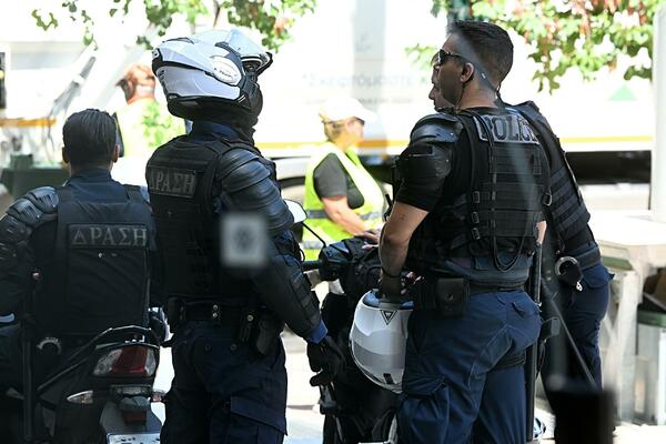 HTELI DA POBEGNU BRODOM U ITALIJU! Još pet Hrvata uhapšeno zbog ubistva navijača AEK-a (FOTO)