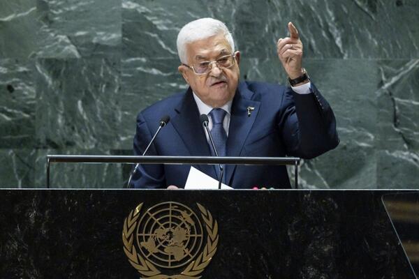 UZBURKAO JE JAVNOST O BLISKOSTI NACIZMA I CIONIZMA: Zapad poštuje predsednika Palestine, a narod je SUMNJIČAV