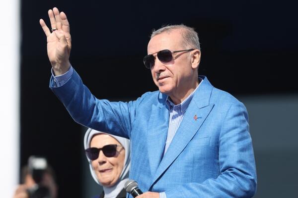 EKSPLOZIVAN INTERVJU PRVE DAME TURSKE DIGAO PLANETU NA NOGE: Erdoganova supruga BRUTALNA, ovo nismo OČEKIVALI...