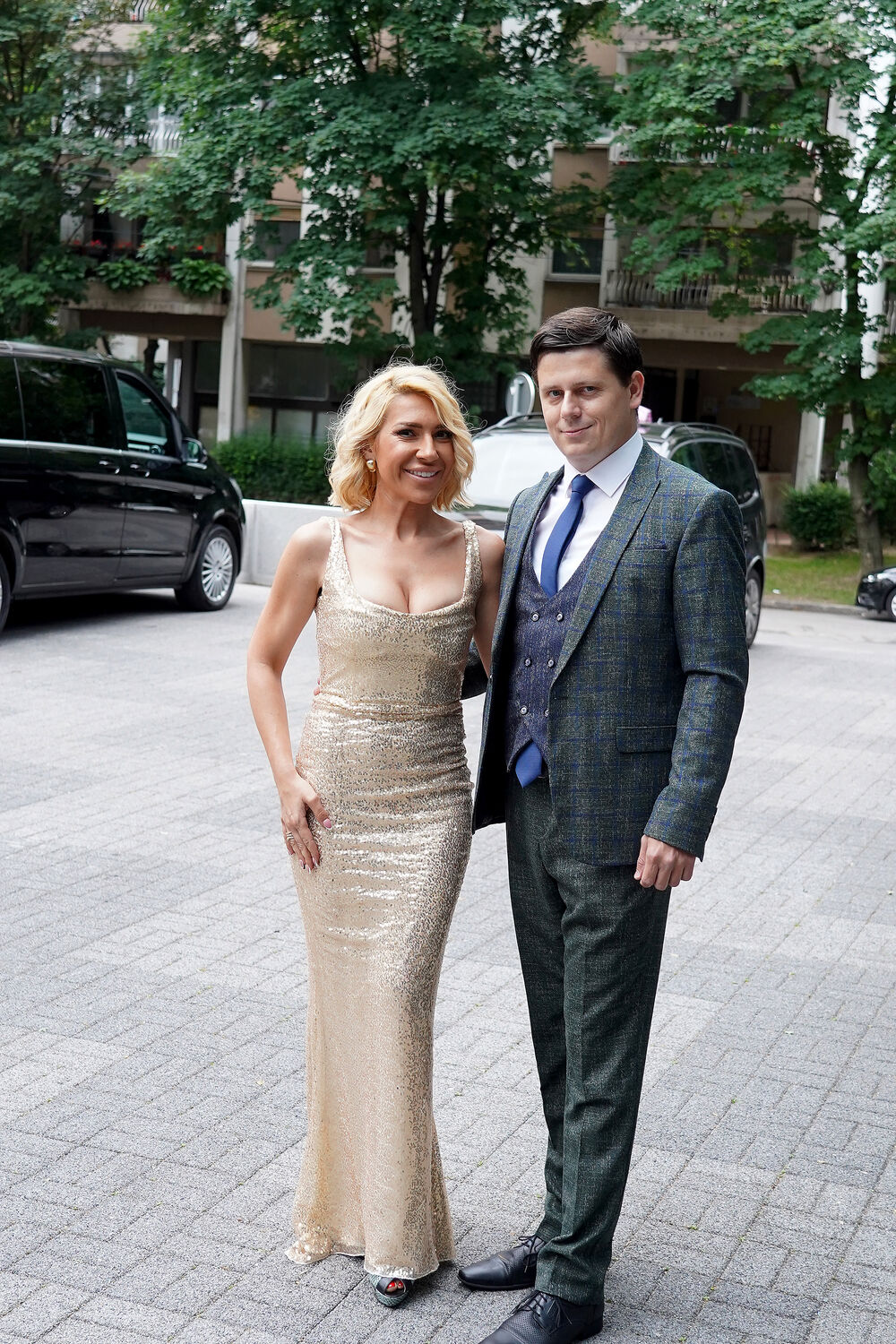 Voditeljka je od 2017. godine bila s političarem Vojislavom Miloševićem, s kojim je provela četiri godine u braku