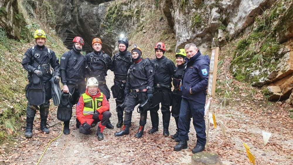 Jamarska reševalna služba, Slovenija, Spasioci