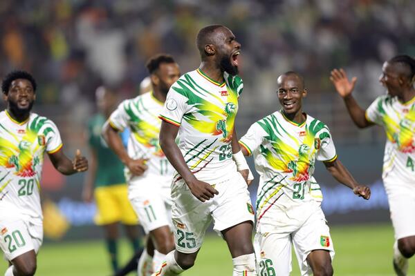 KAZNA JE BILA SUROVA: Južna Afrika promašila penal, Mali kasnije stigao do pobede!